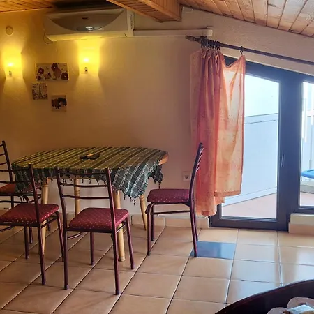 Fanny Guest house Sinemoretz